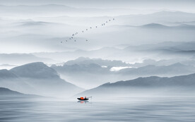 意境水墨山水画