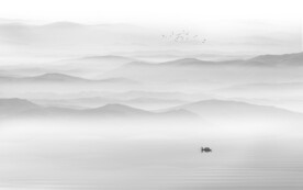 意境水墨山水画