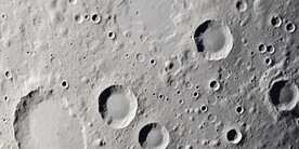 月球背景墙壁画