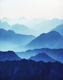 壮丽群山 云雾缭绕之景