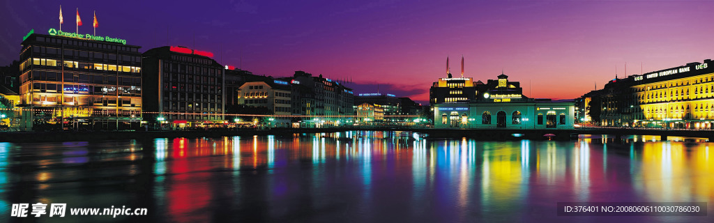 高精度精品房地产广告图片素材