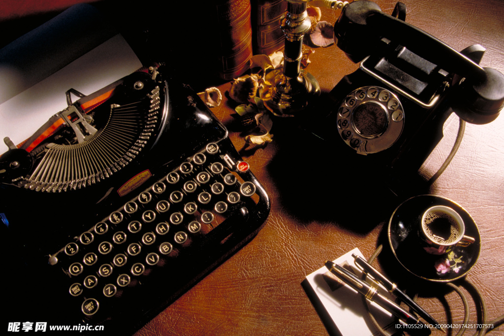 电话咖啡钢笔欧式 房地产图片