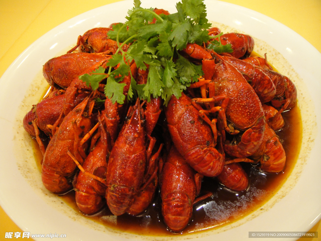 香辣浸汤大龙虾