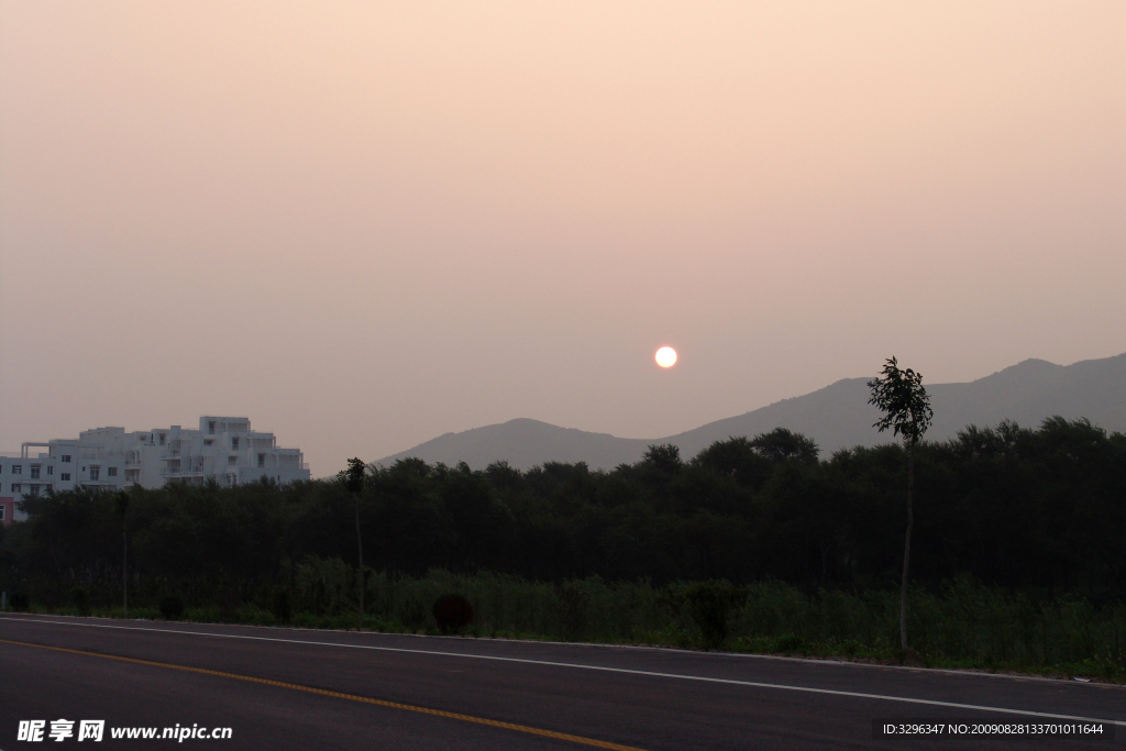 李官日出风景