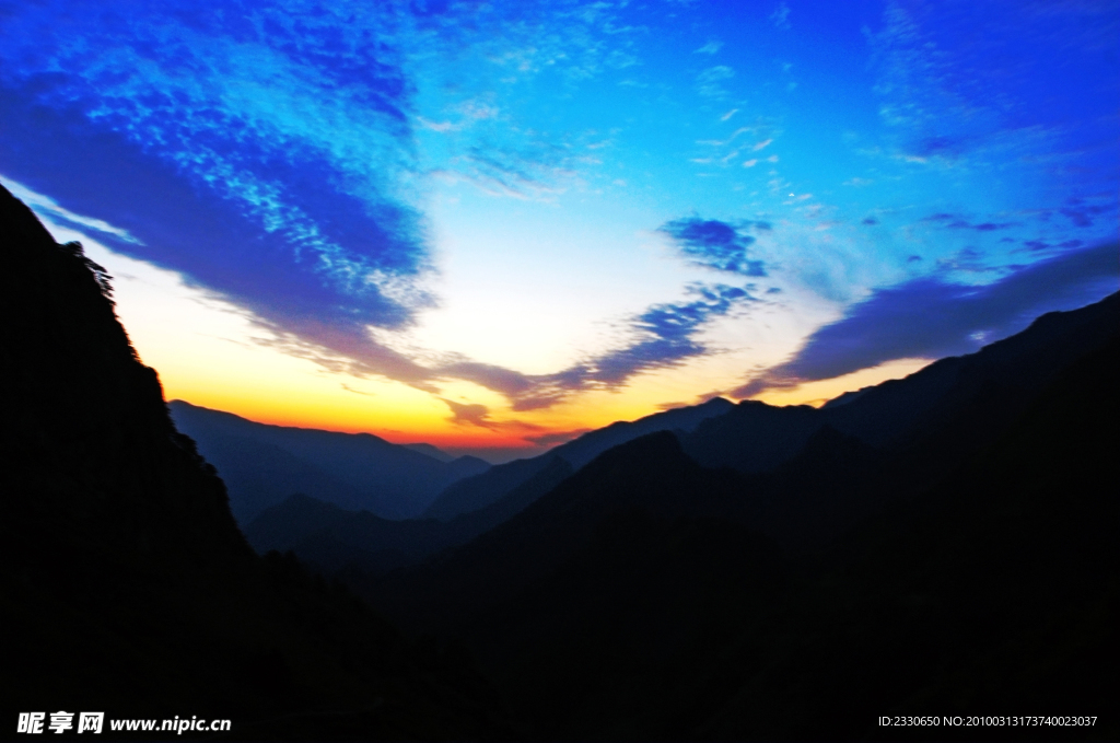 美丽日出风景图片