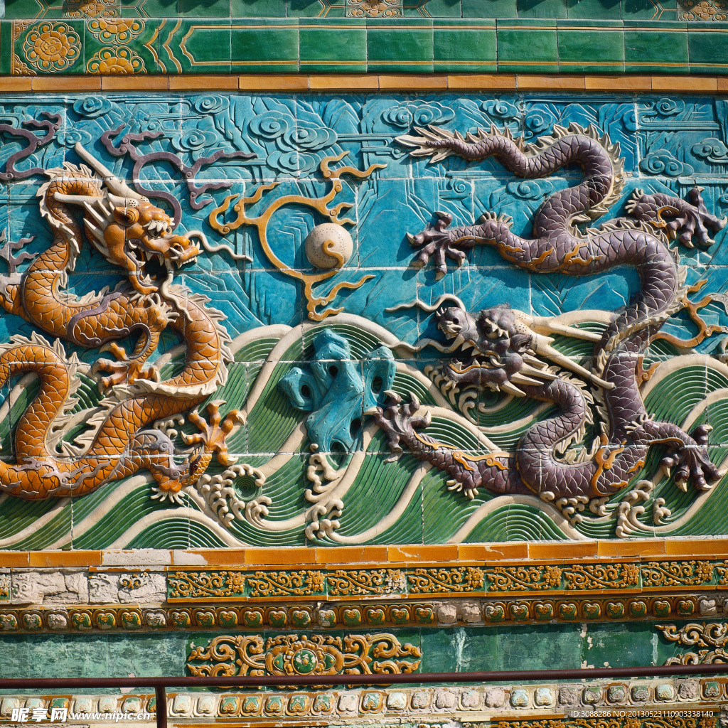 故宫龙纹浮雕