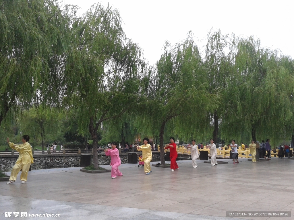 白石公园 晨练