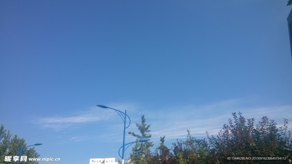 蔚蓝的天空