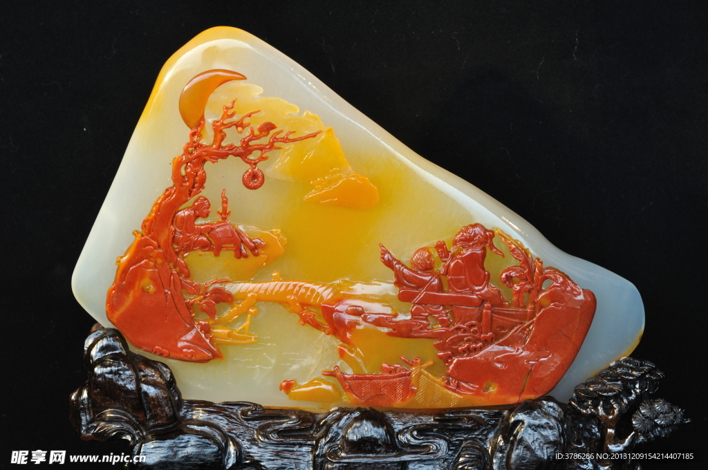 黄龙玉雕件月下攻读