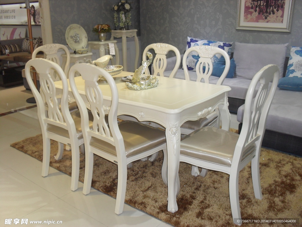 餐桌 高档餐桌 家具