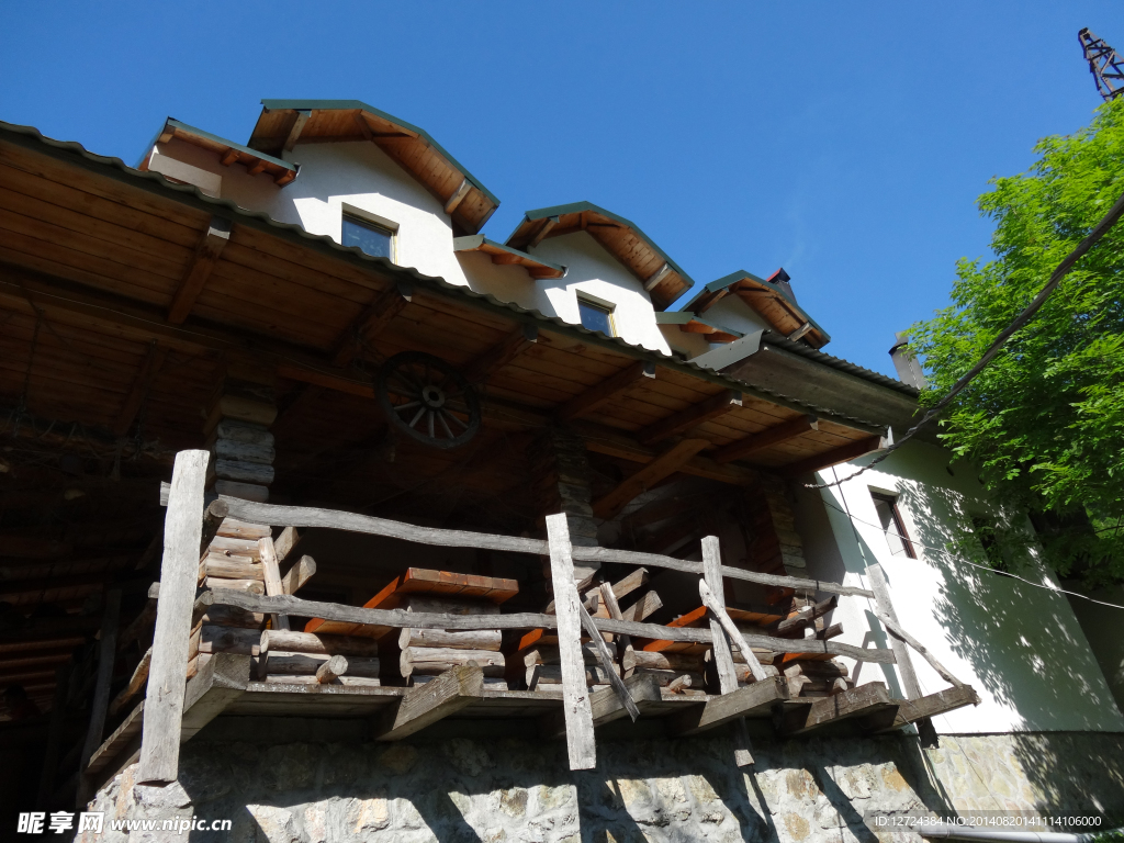 山区餐馆