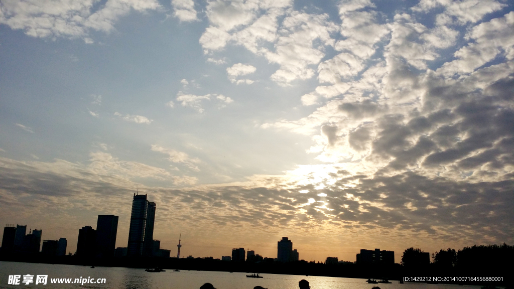 玄武湖夜景