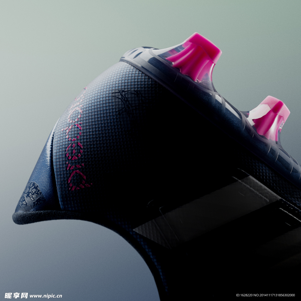 ADIDAS 足球鞋