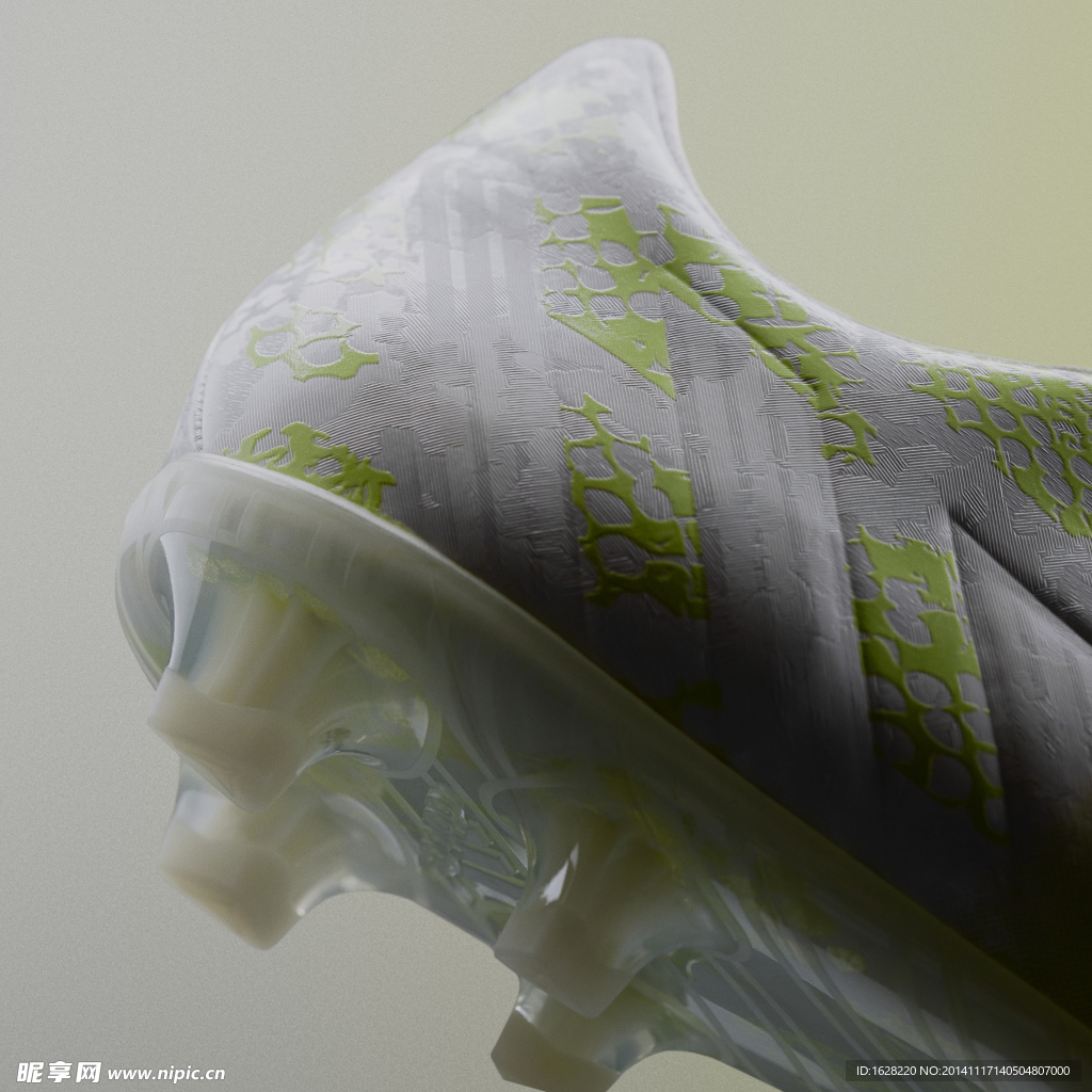 ADIDAS 足球鞋
