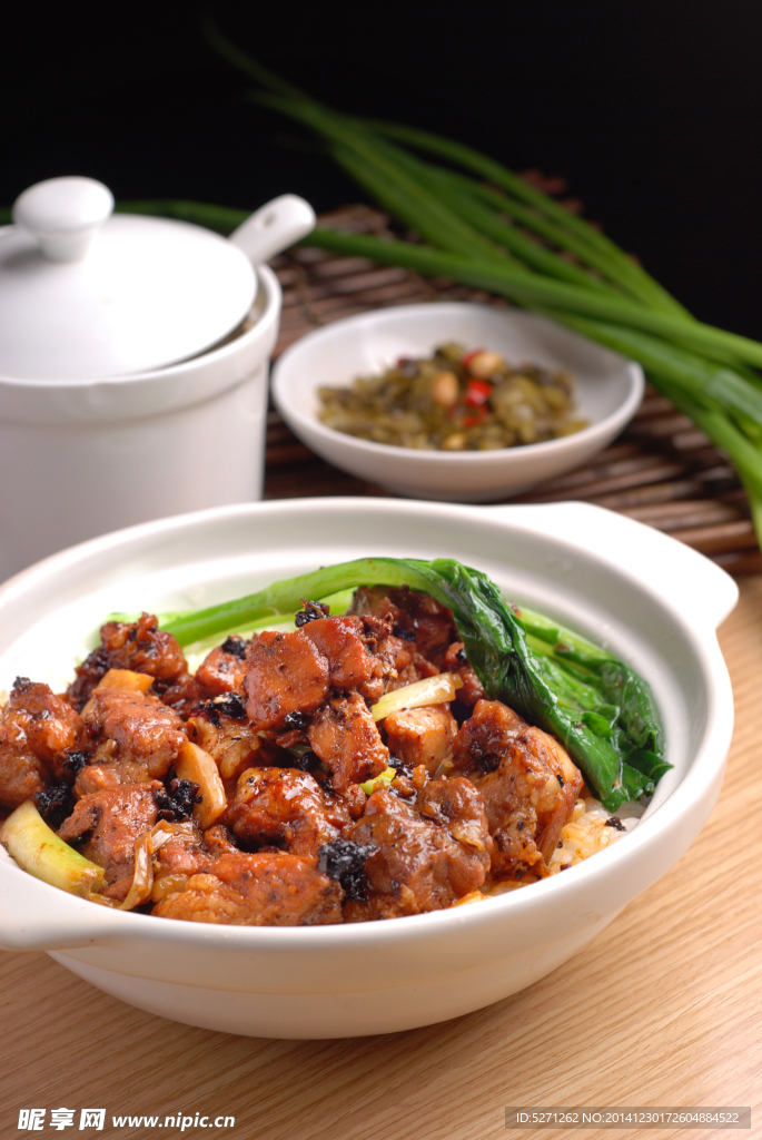 豉汁排骨煲仔饭