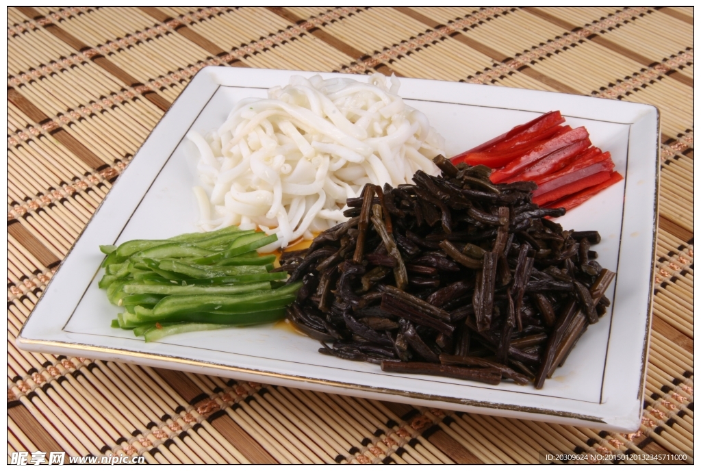 蕨菜目鱼丝华皖美食城