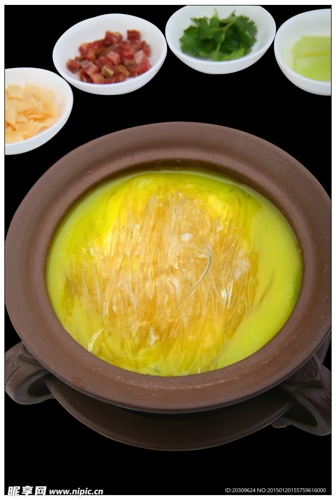 黄焖鱼翅