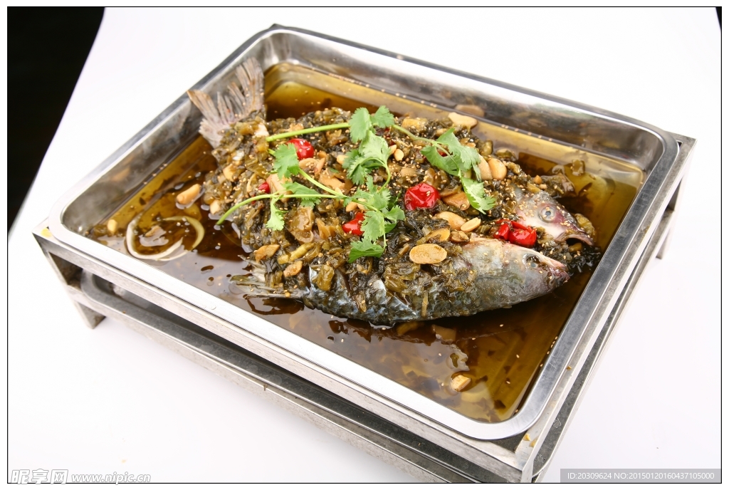 酸菜泡椒烤鱼