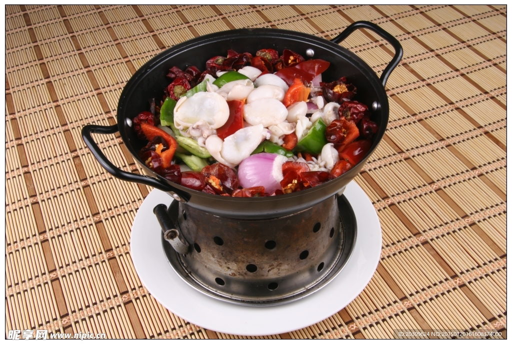干锅目鱼仔华皖美食城