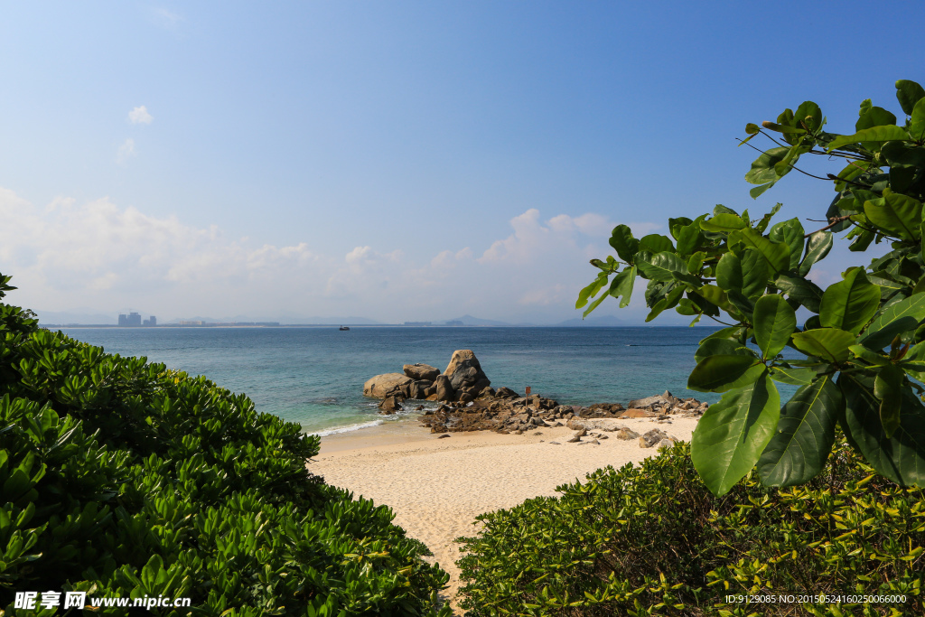 蜈支洲岛