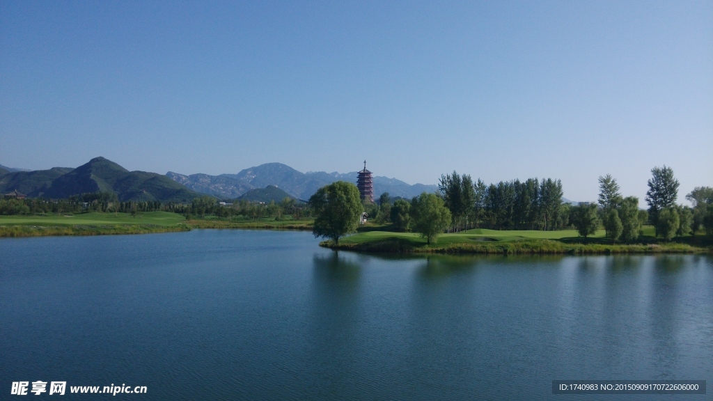 蓝天碧水