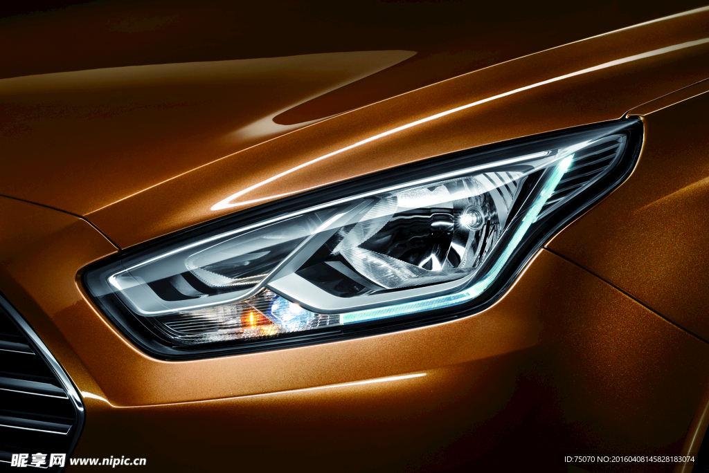 福睿斯大灯 福特汽车