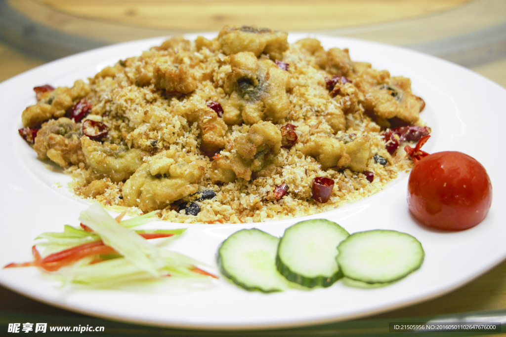 白鳝鱼菜品摄影图