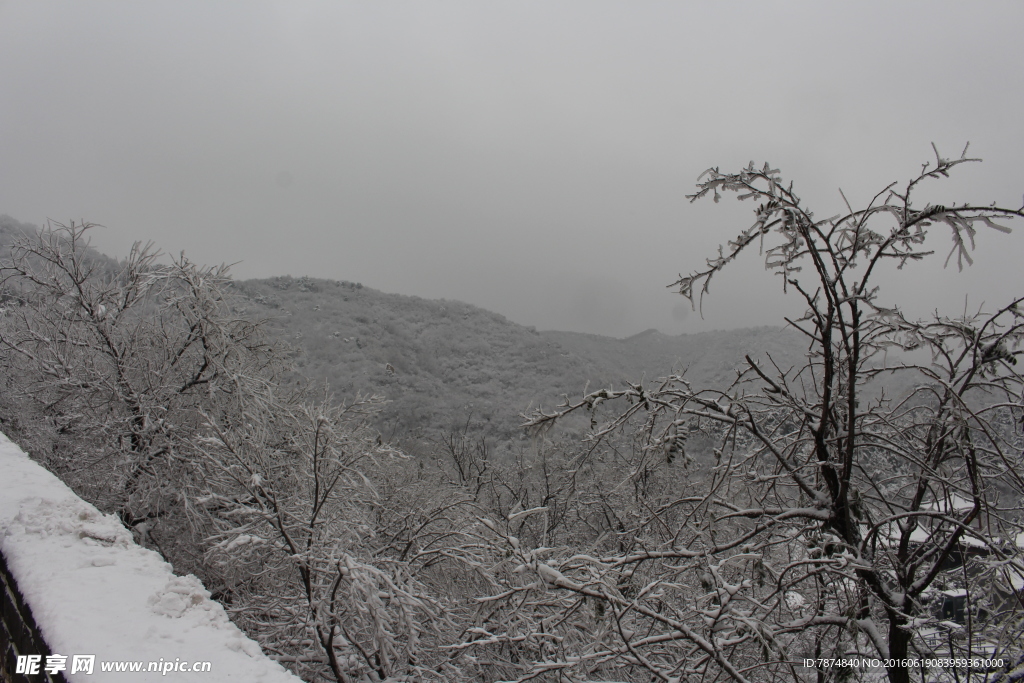 长城雪景