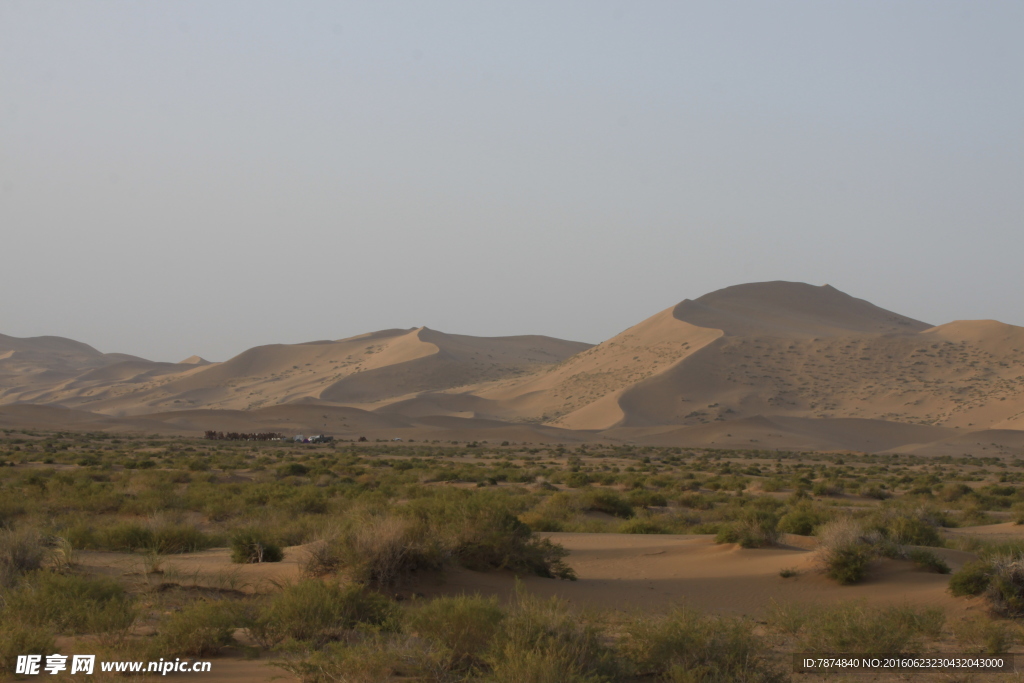 戈壁滩风光