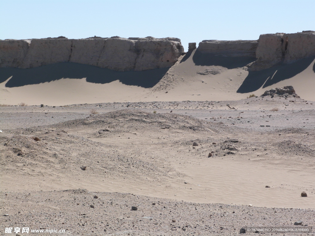 戈壁滩风光