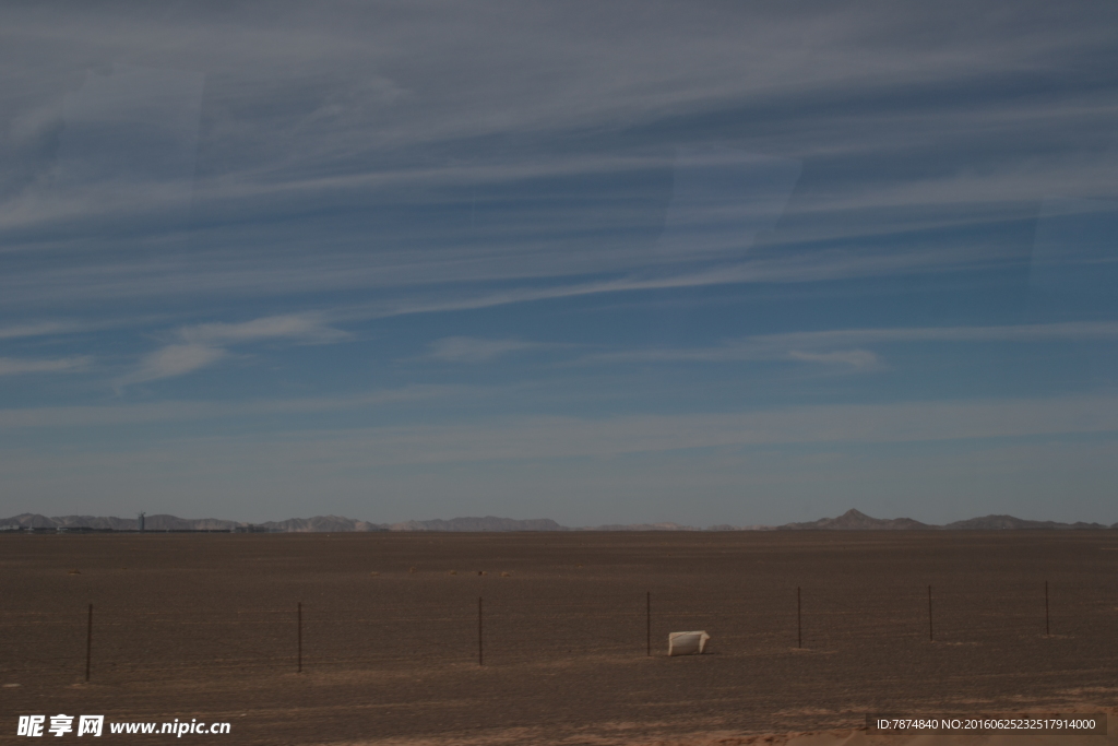 戈壁滩风光
