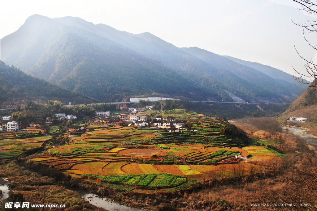 炎陵船形全景