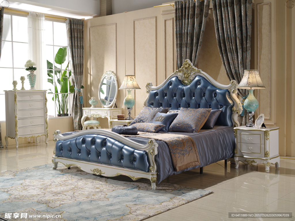 欧式蓝色大床