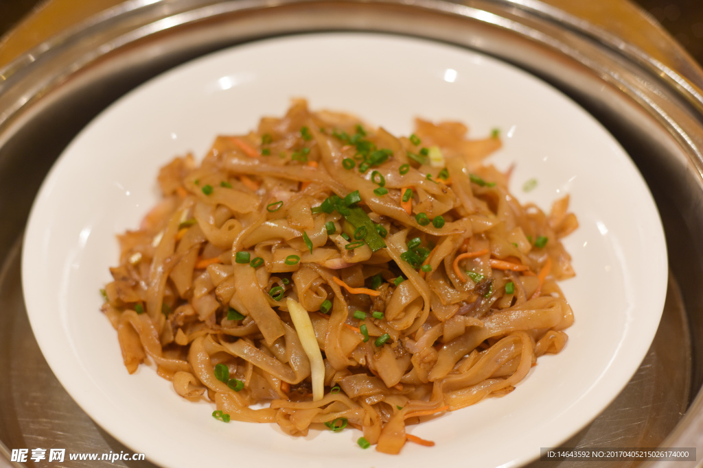 炒河粉