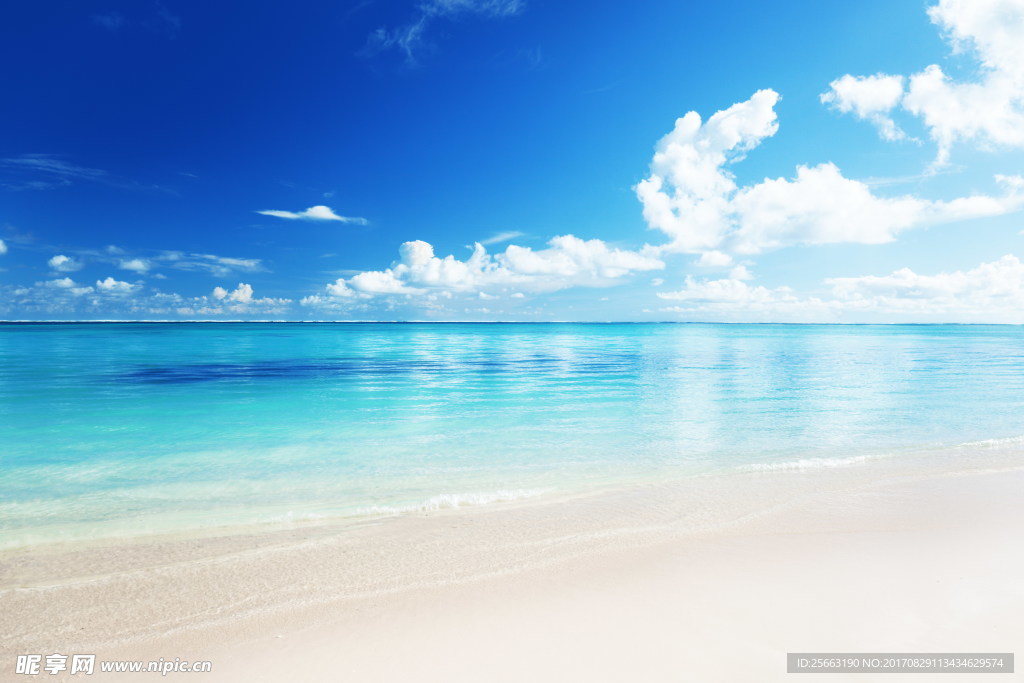 蓝天大海背景