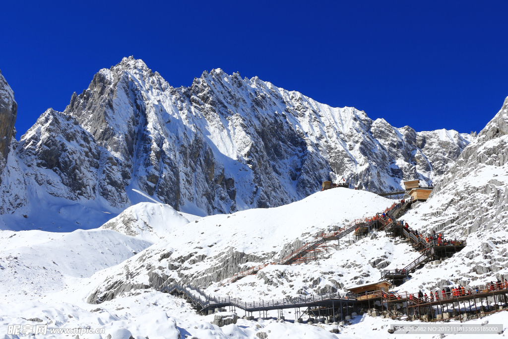 玉龙雪山