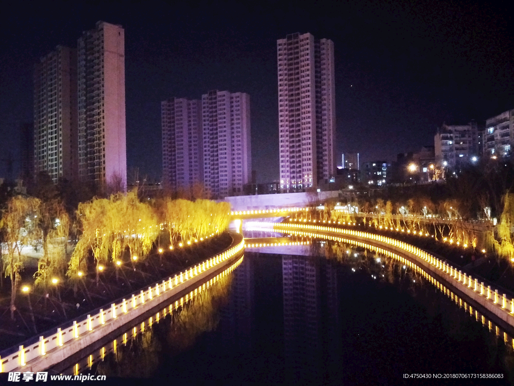 公园夜景