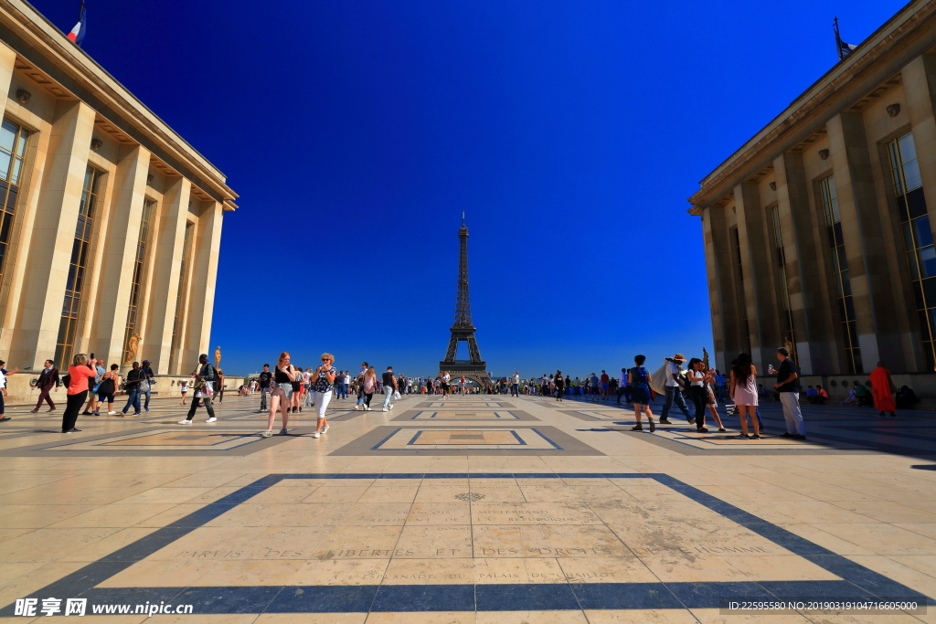埃菲尔铁塔