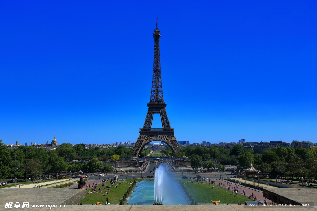 埃菲尔铁塔