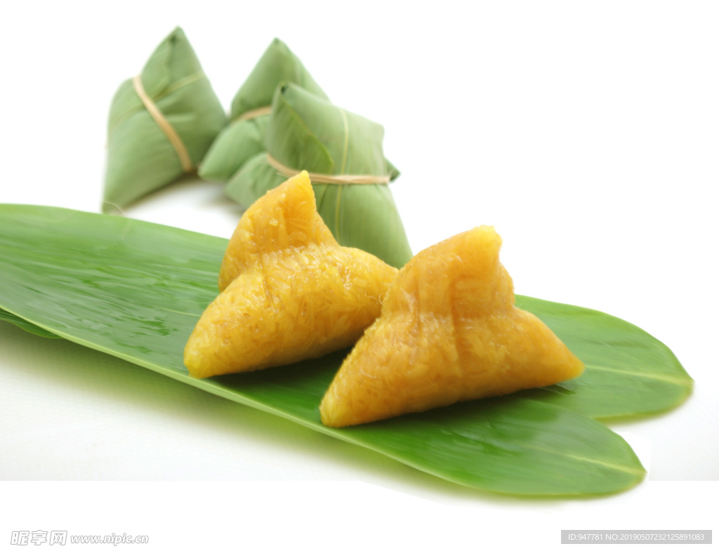 一串 端午 粽子 汨罗江