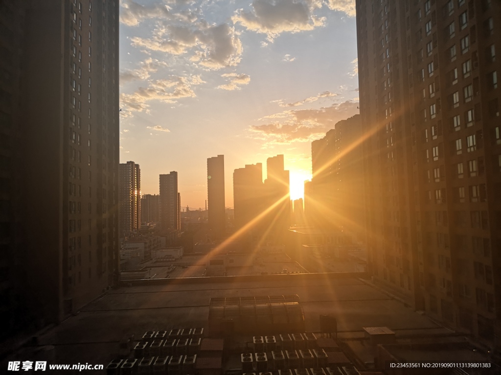 城市 夕阳