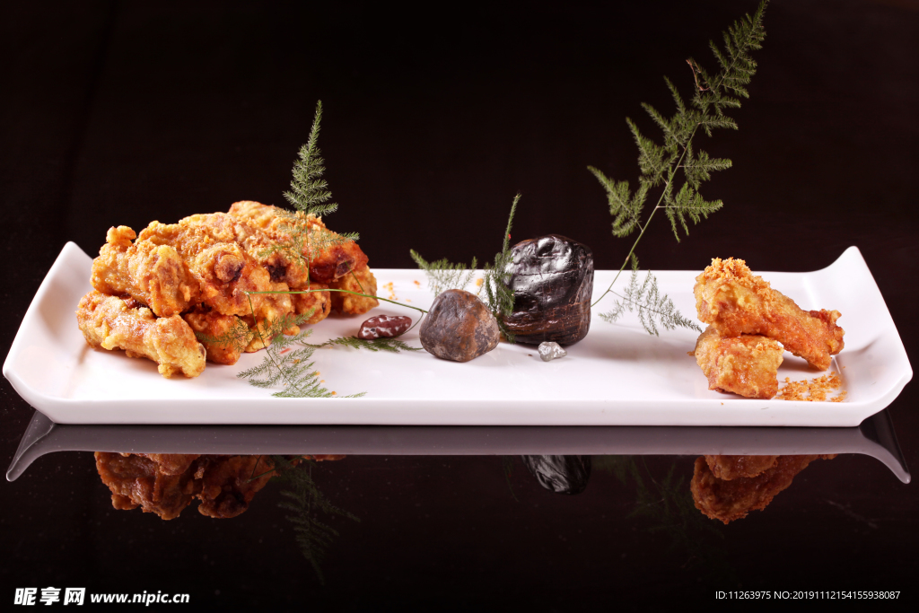 蒜香骨 美食 美食