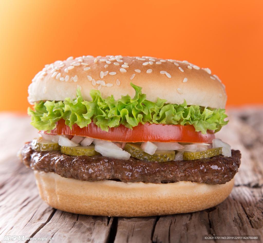 牛肉汉堡