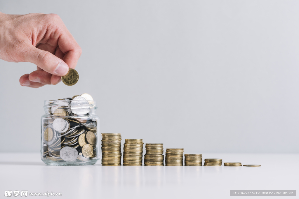 金币存钱高清图片