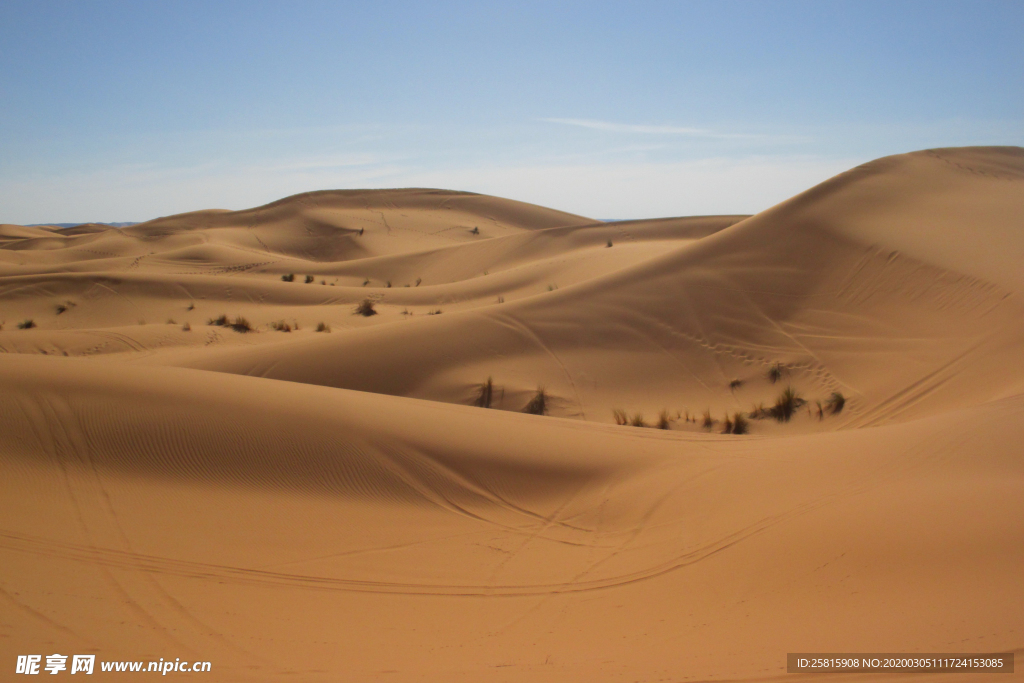 沙漠戈壁荒野图片