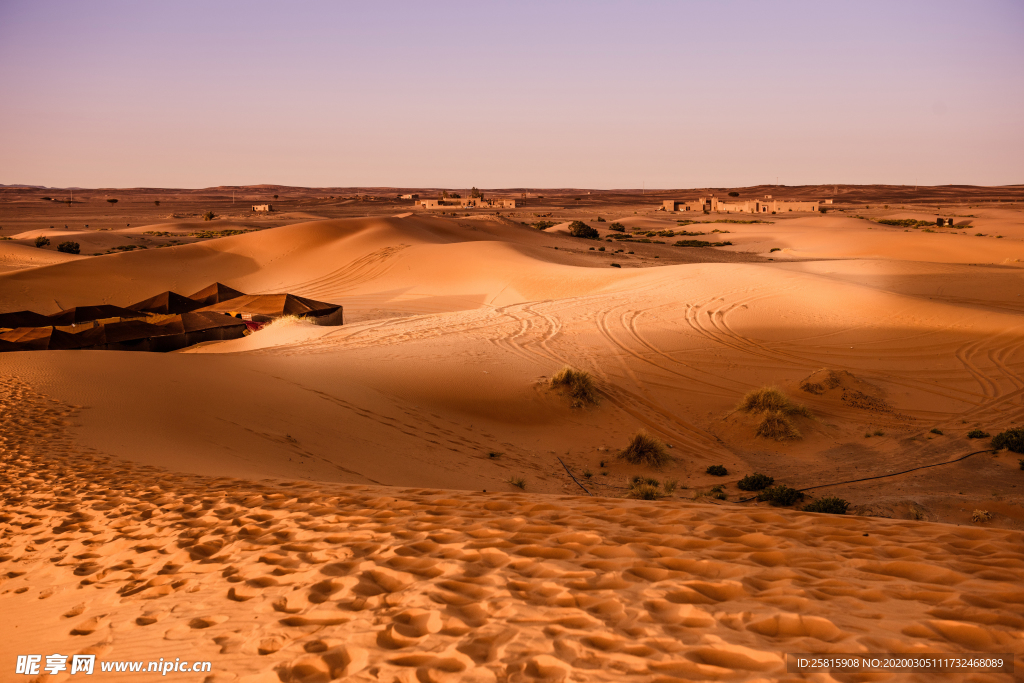 沙漠戈壁荒野图片