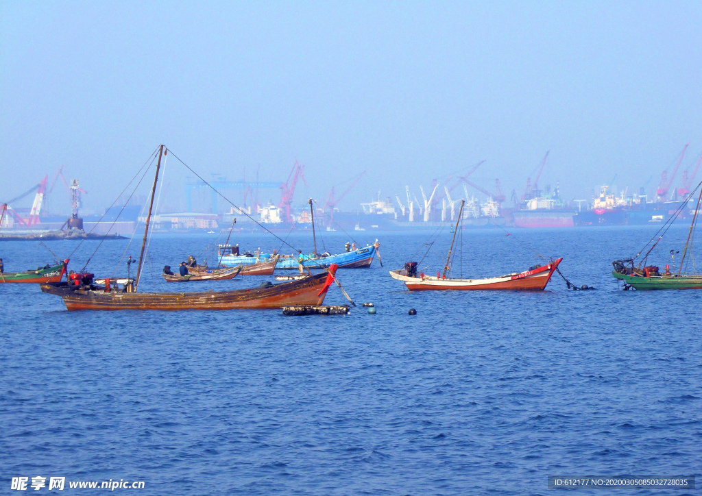 渔船大海大连
