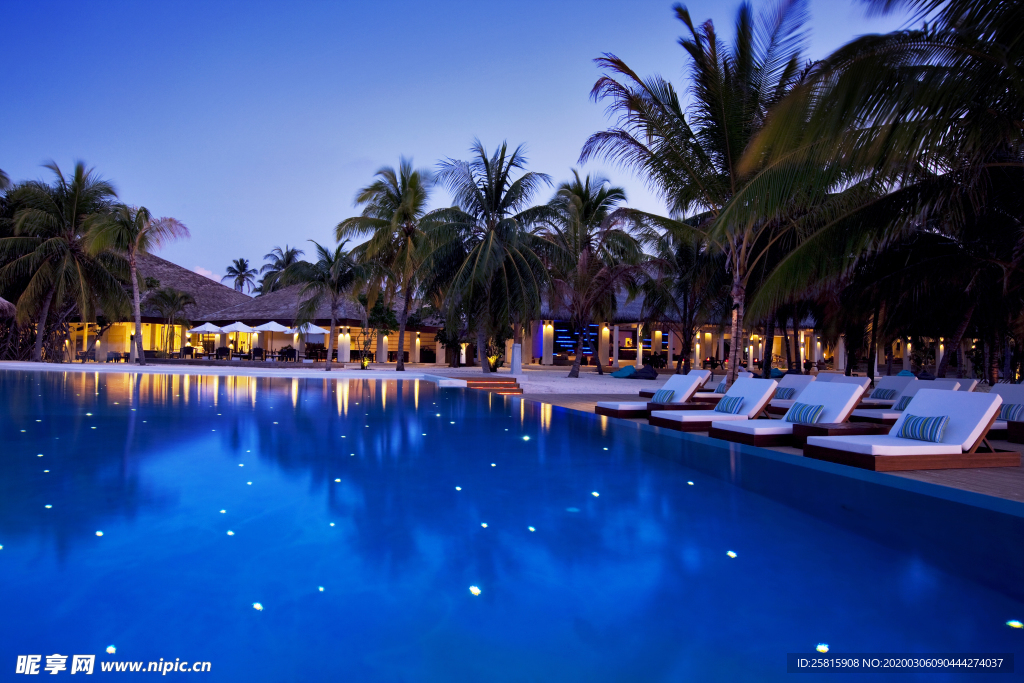 马尔代夫沙滩海岸小岛