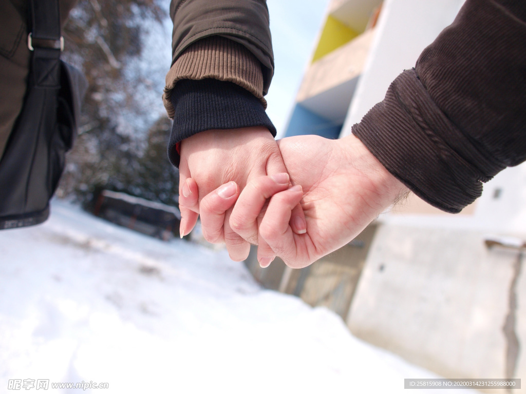 握手牵手礼仪沟通行为图片