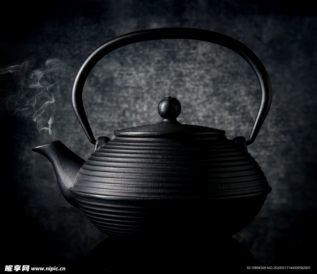 铸铁茶壶